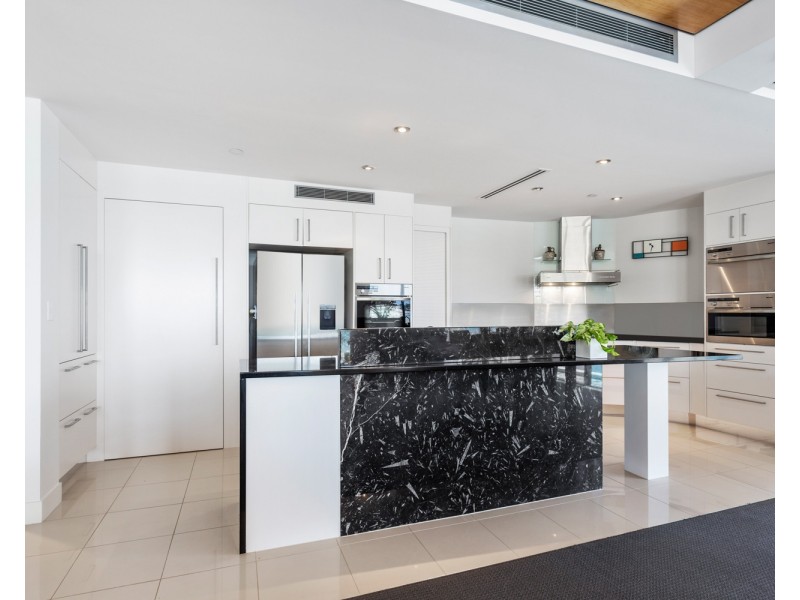 202/14  Duporth Avenue, Maroochydore QLD 4558