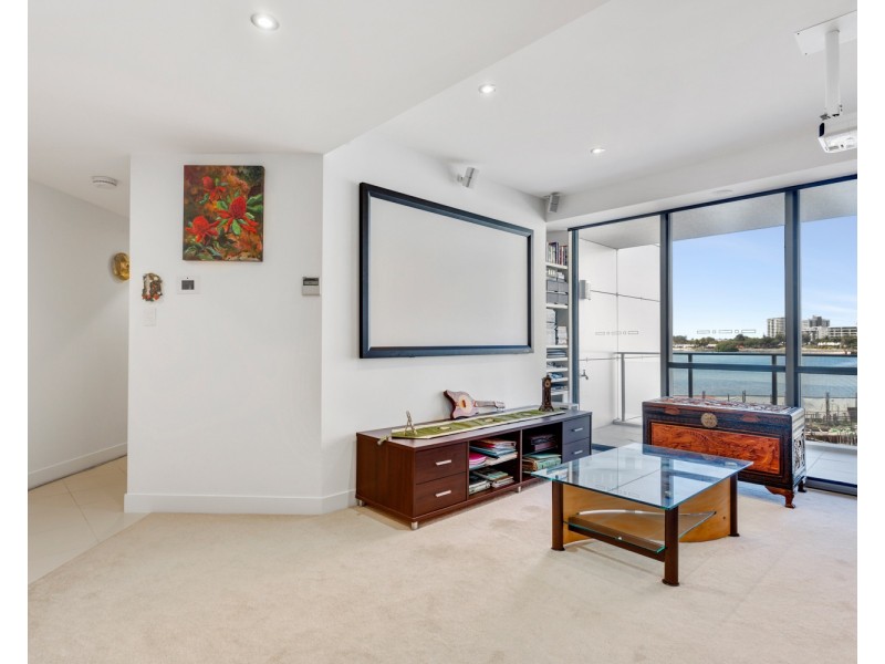 202/14  Duporth Avenue, Maroochydore QLD 4558