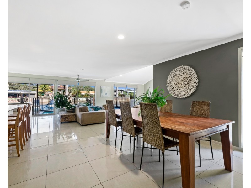 61 Buna Street, Maroochydore QLD 4558
