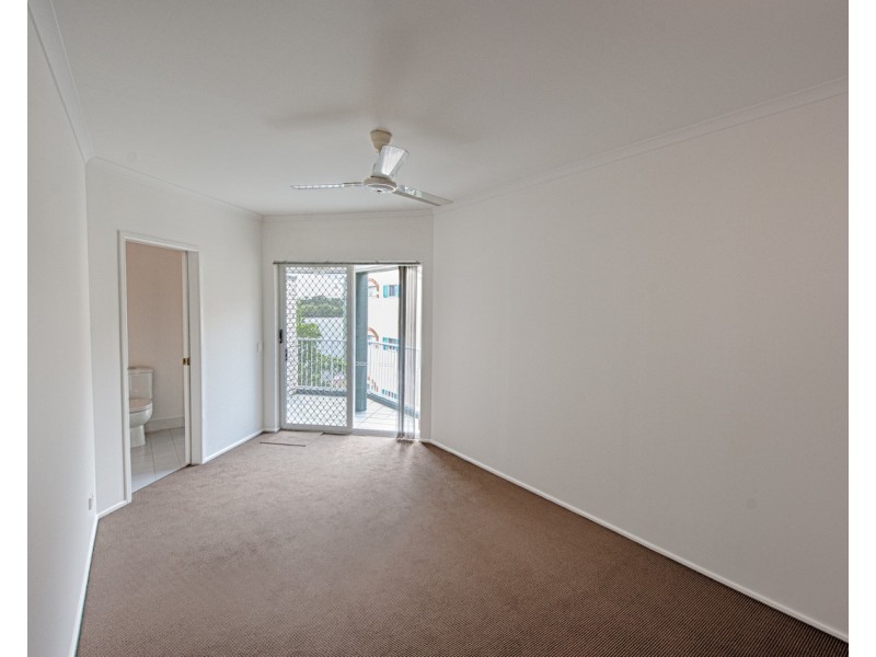 5/205 Bradman Ave, Maroochydore QLD 4558