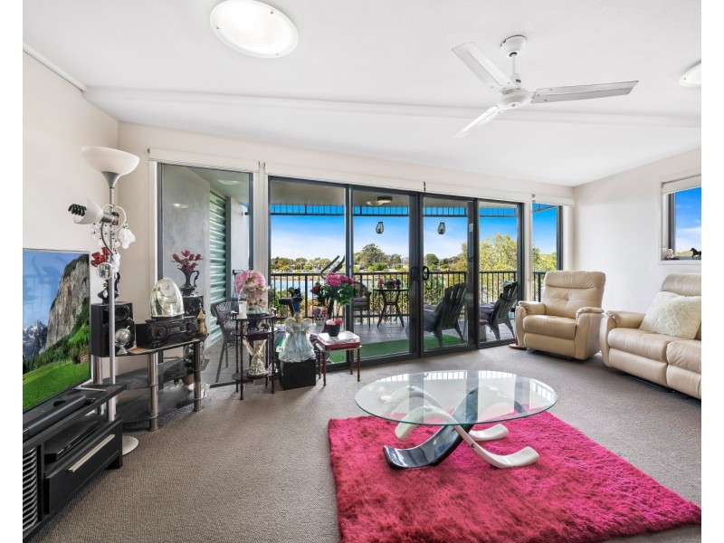 42/11 Innovation Parkway, Birtinya QLD 4575