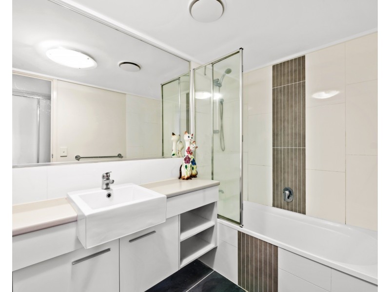 42/11 Innovation Parkway, Birtinya QLD 4575