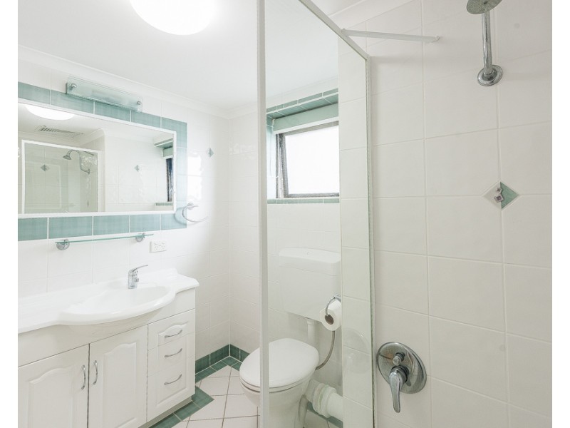 16/150 Duporth Avenue, Maroochydore QLD 4558