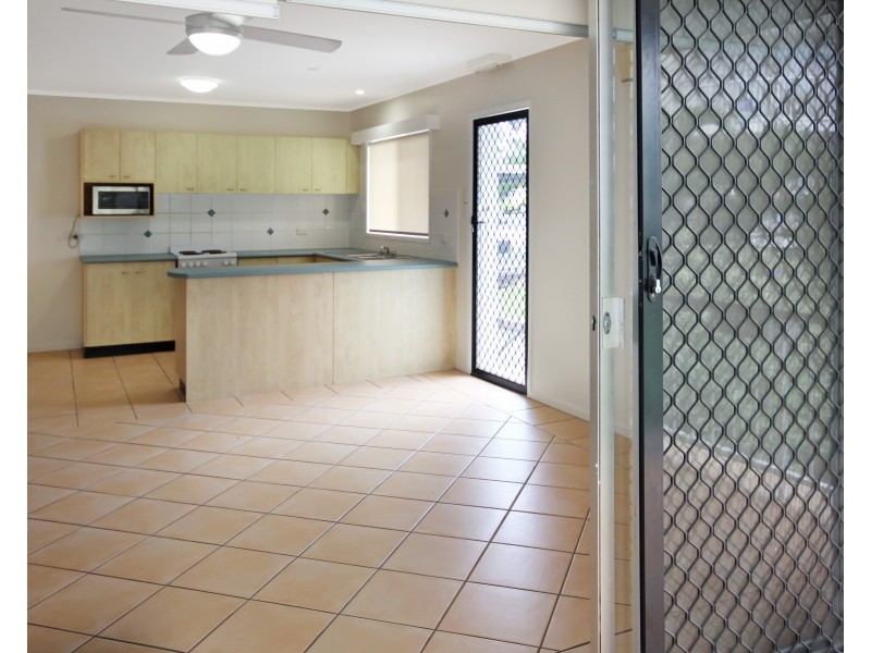 1/5 Douglas Street, Mooloolaba QLD 4557