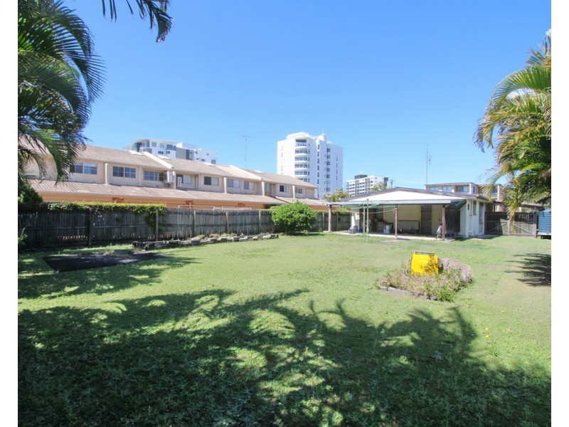 8 Richards Street, Maroochydore QLD 4558