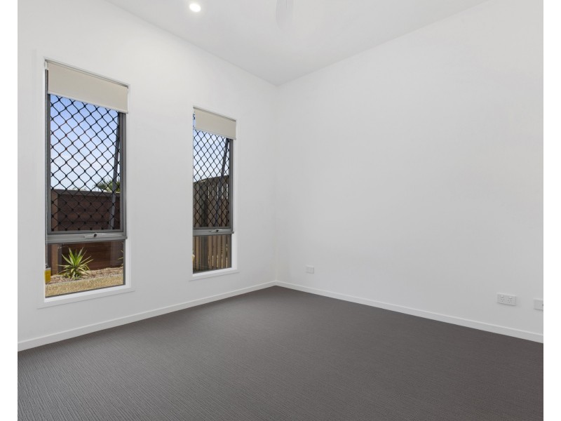 35  Affinity Place, Birtinya QLD 4575