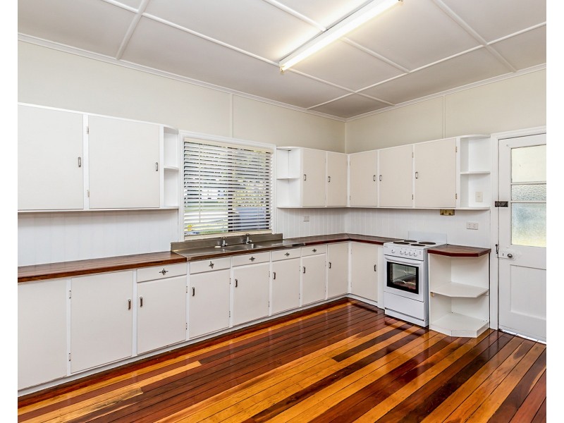 35  Oxleigh Crescent, Nambour QLD 4560