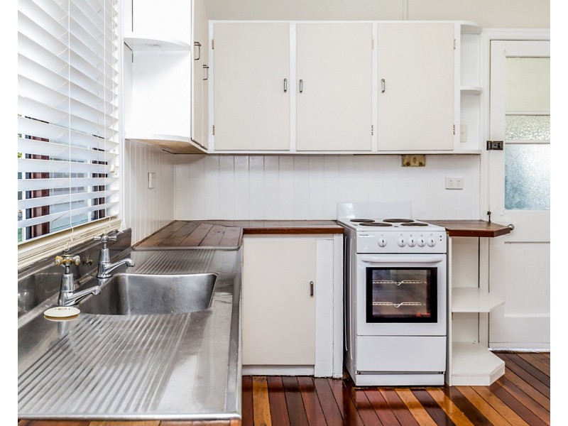 35  Oxleigh Crescent, Nambour QLD 4560