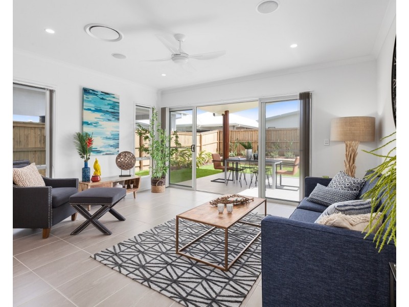 11  Lychee Place, Palmview QLD 4553