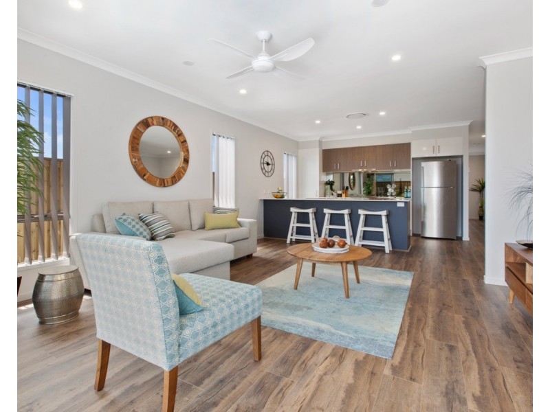 13 Lychee Place, Palmview QLD 4553