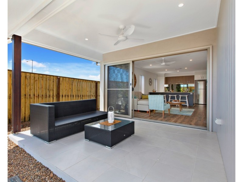 13 Lychee Place, Palmview QLD 4553