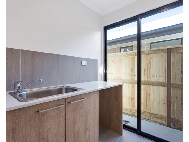 11 Harlequin Road, Palmview QLD 4553