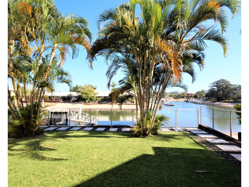 2/24 Woomba Place, Mooloolaba QLD 4557