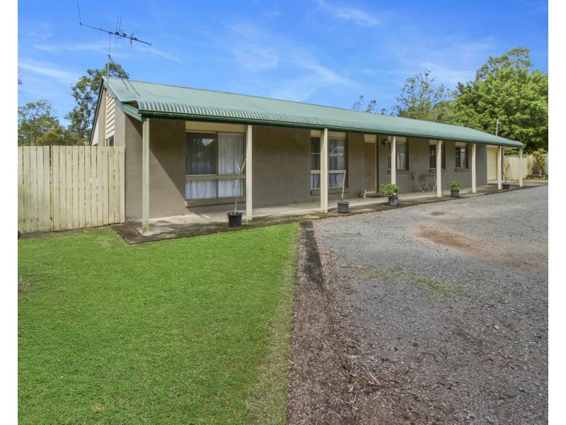 4 Castlereagh Court, Beerwah QLD 4519