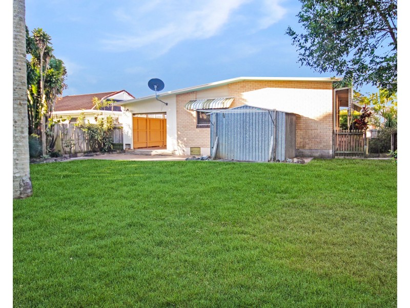 39 Allambie St, Maroochydore QLD 4558