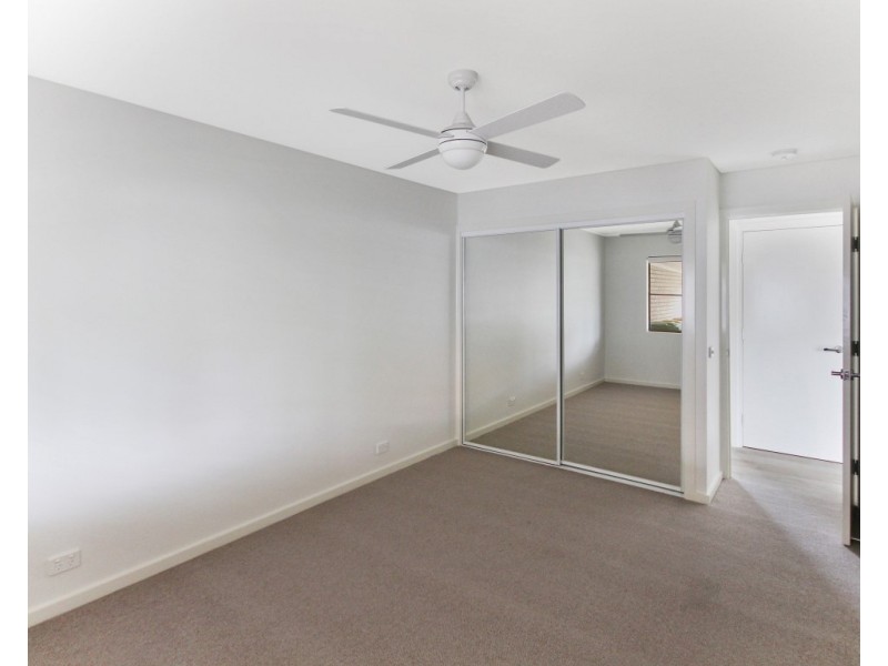 64 Broadsea Avenue, Maroochydore QLD 4558