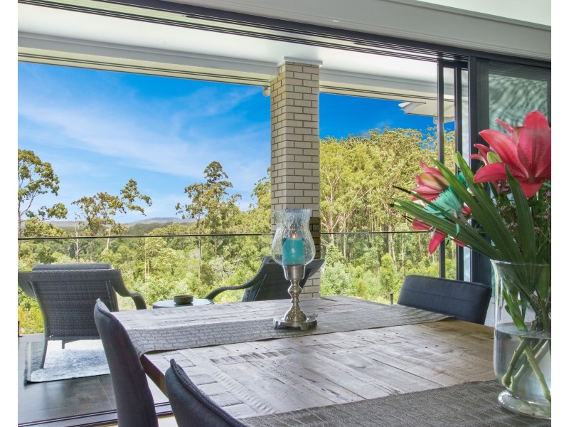 9 Kingfisher Crescent, Palmview QLD 4553