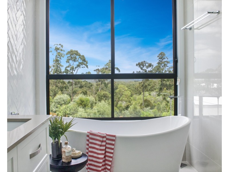 9 Kingfisher Crescent, Palmview QLD 4553