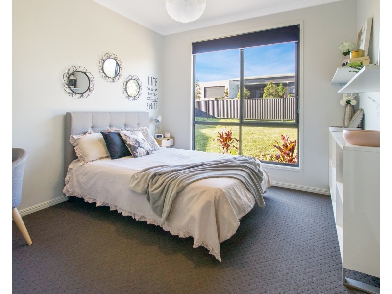 9 Kingfisher Crescent, Palmview QLD 4553