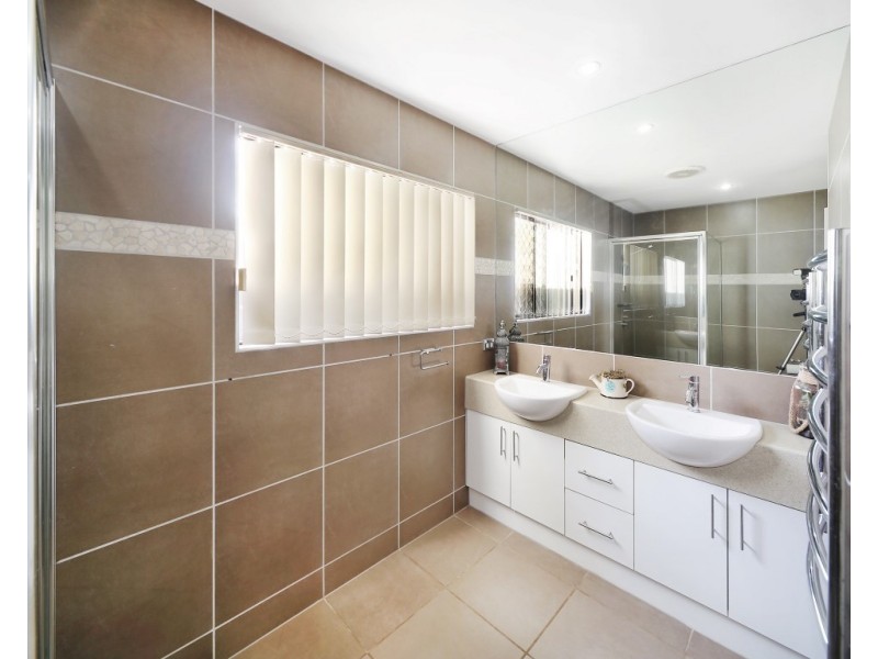 887 Old Maroochydore Road, Forest Glen QLD 4556