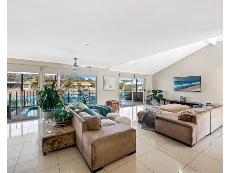 61 Buna Street, Maroochydore QLD 4558