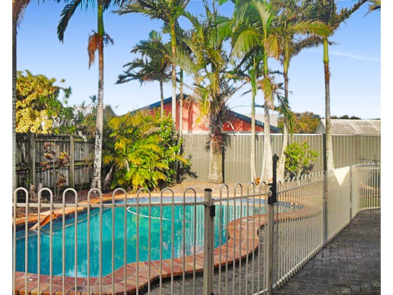 255 Oceanic Drive, Bokarina QLD 4575