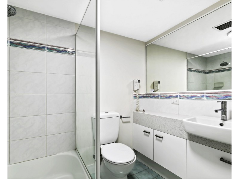 16/2-4 Picnic Point Esplanade, Maroochydore QLD 4558