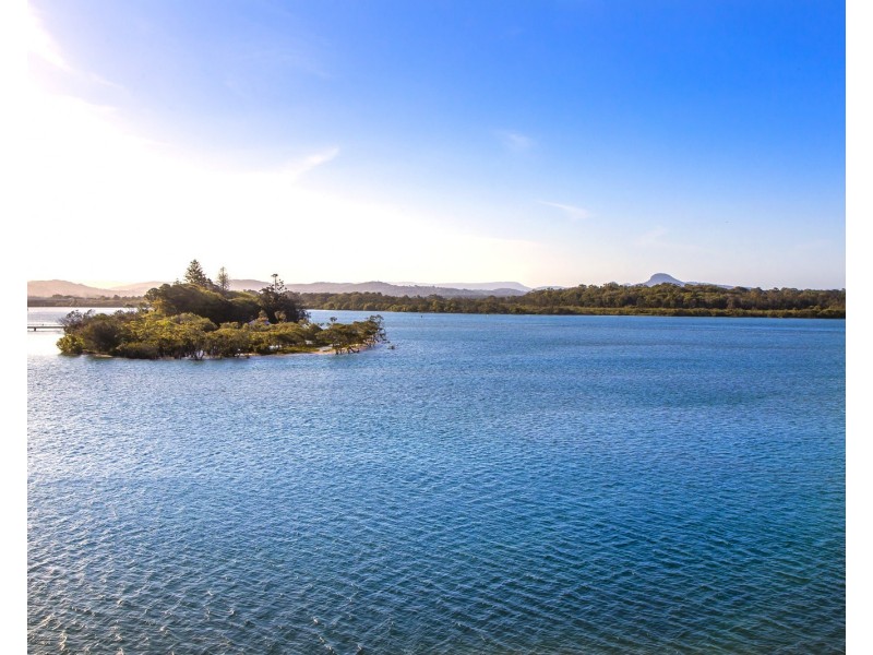 16/2-4 Picnic Point Esplanade, Maroochydore QLD 4558