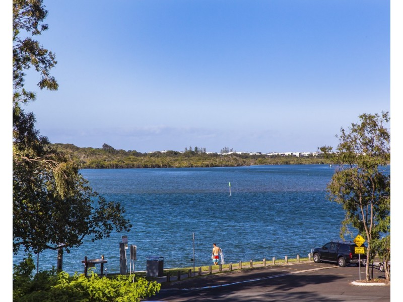 16/2-4 Picnic Point Esplanade, Maroochydore QLD 4558
