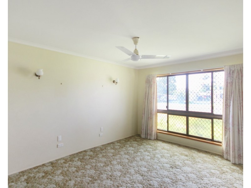71 Broadsea Avenue, Maroochydore QLD 4558