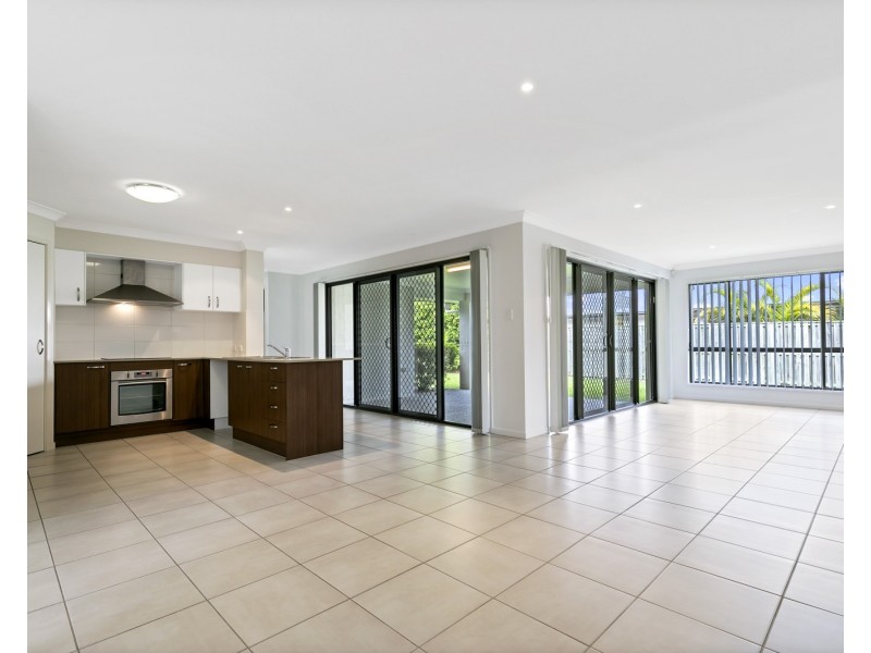 23 Silvereye Circuit, Beerwah QLD 4519