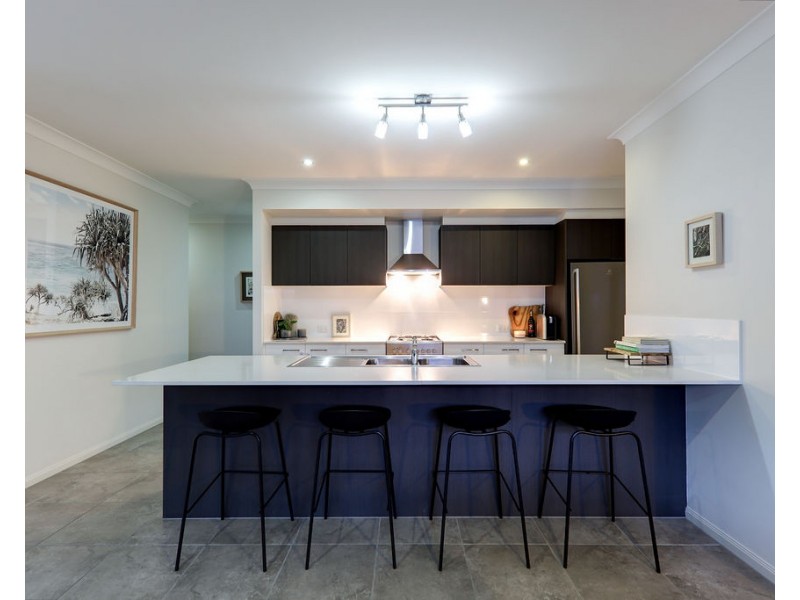 15 Spoonbill Drive, Forest Glen QLD 4556