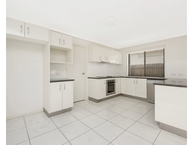 60 Brampton Crescent, Mountain Creek QLD 4557