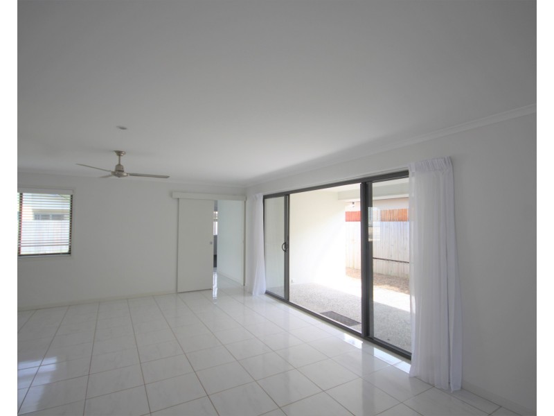 60 Brampton Crescent, Mountain Creek QLD 4557