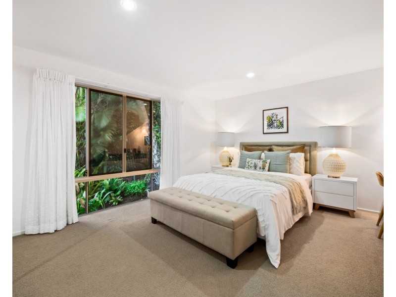 9 Tantula Road East, Alexandra Headland QLD 4572