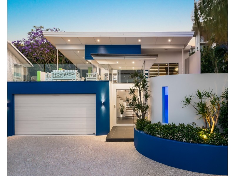 9 Tantula Road East, Alexandra Headland QLD 4572