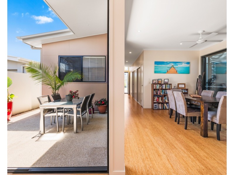 26 Waterway Drive, Birtinya QLD 4575