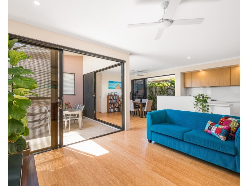 26 Waterway Drive, Birtinya QLD 4575