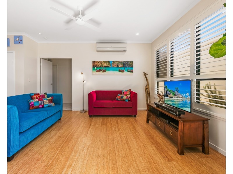 26 Waterway Drive, Birtinya QLD 4575