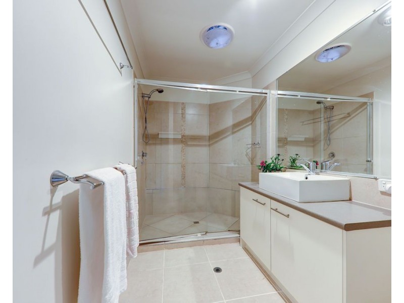 6 Rainbow Court, Woombye QLD 4559