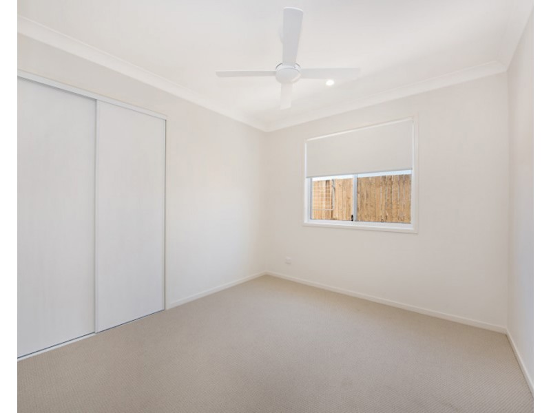 6 MacIntyre Crescent, Pelican Waters QLD 4551