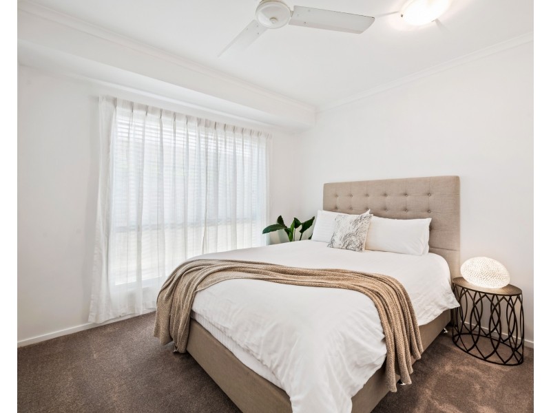 24  Hetherington Drive, Twin Waters QLD 4564