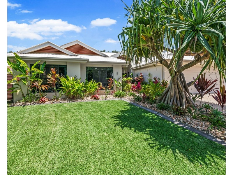 24  Hetherington Drive, Twin Waters QLD 4564