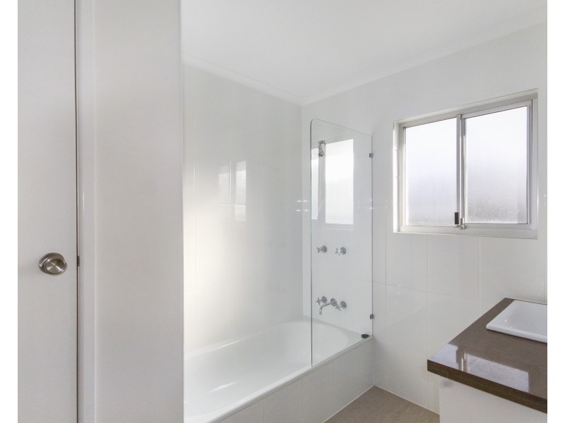 1/26 Boolagi Dr, Wurtulla QLD 4575