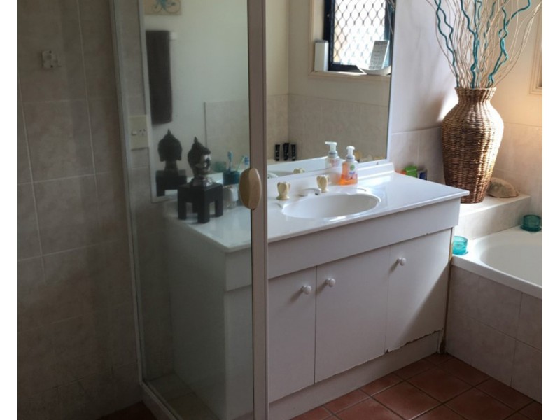 5 Bronte Court, Sippy Downs QLD 4556