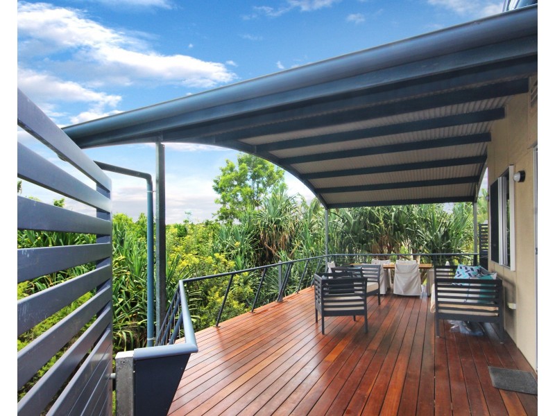 34  Yakola Parade, Alexandra Headland QLD 4572