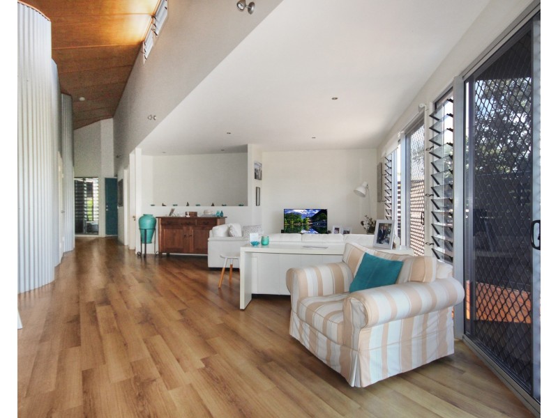 34  Yakola Parade, Alexandra Headland QLD 4572