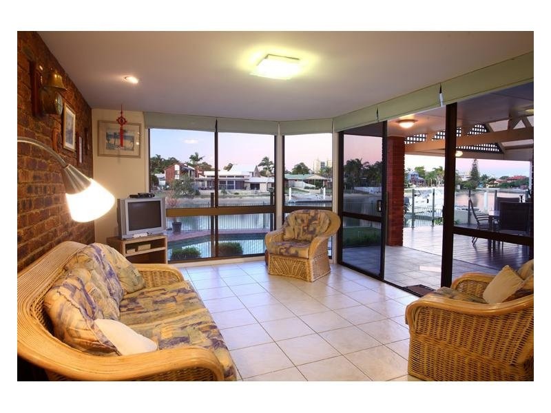 11  Yalanga Place, Mooloolaba QLD 4557