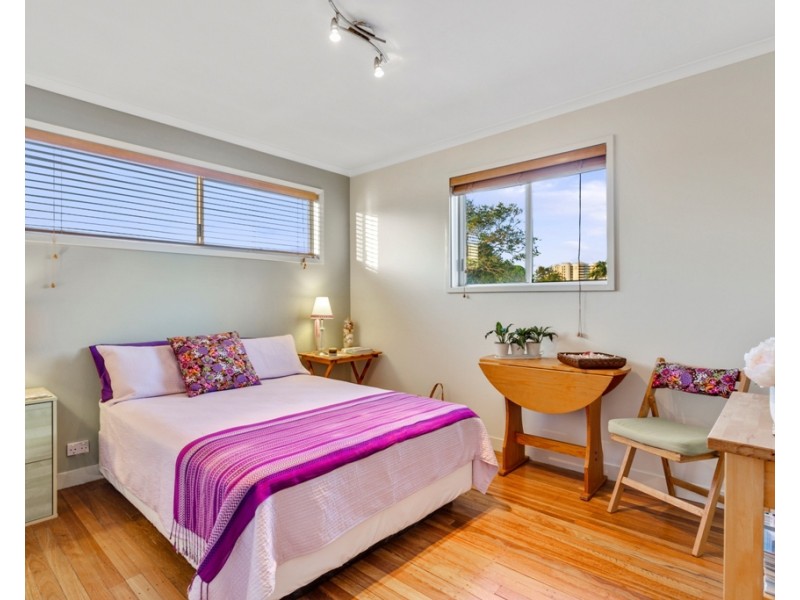 24  Surf Road, Maroochydore QLD 4558