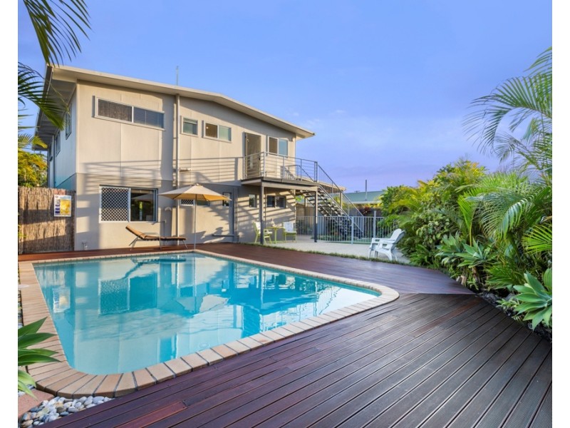 24  Surf Road, Maroochydore QLD 4558